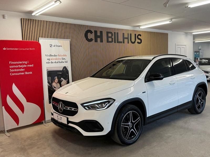 Hvid Brugt 2020 Mercedes GLA250 SUV | 299.500 kr. (Fair pris) - Billede 1/4