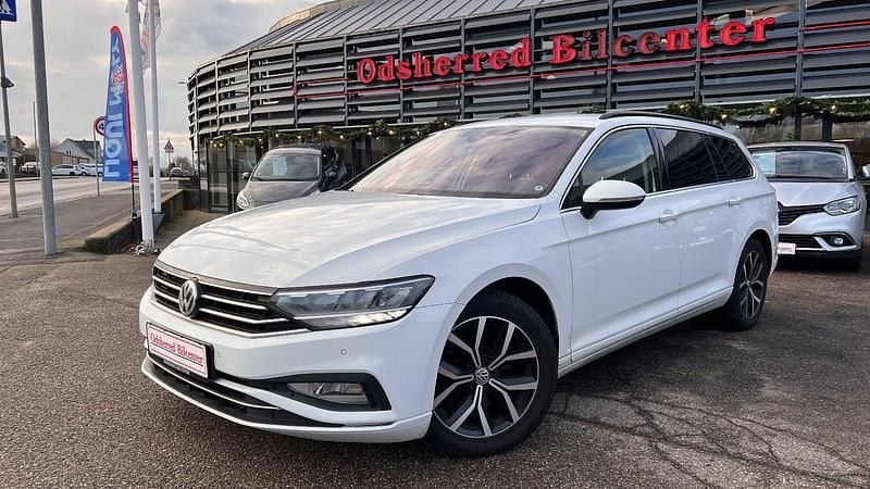 Hvid Brugt 2020 VW Passat Business+ Stationcar | 199.700 kr. (Fair pris) - Billede 1/4