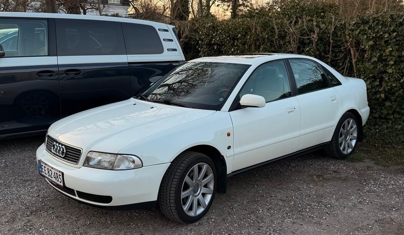 Hvid Brugt 1995 Audi A4 | 49.000 kr. - Billede 1/4