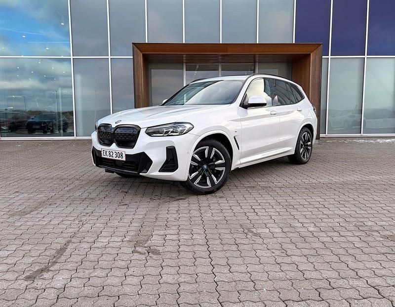 Brugt BMW iX3 M Sport 210 kW (286 HK) 2023 Hvidmetal SUV