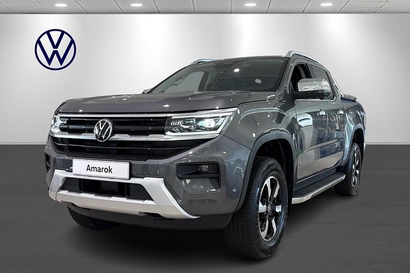 Gråmetal Ny 2025 VW Amarok Style Afhentning | 4.990 kr. - Billede 1/4
