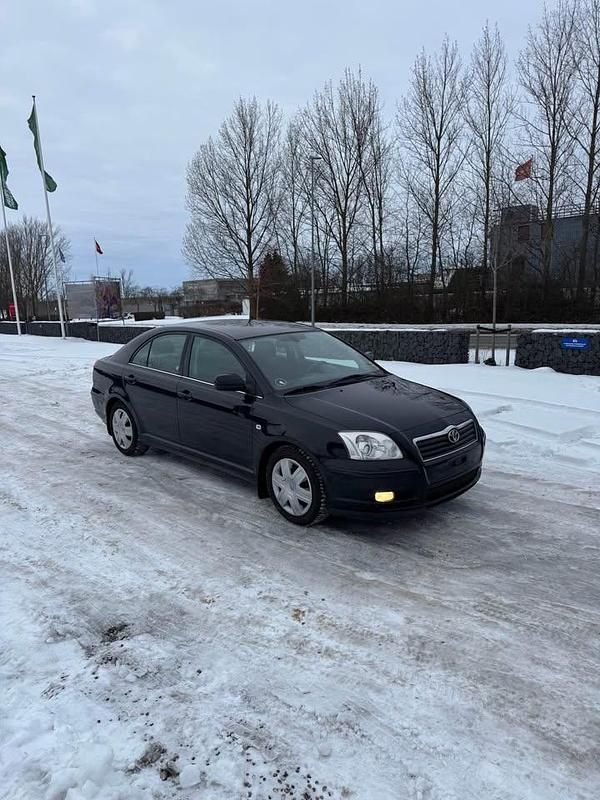 Brugt Toyota Avensis 147 HK (108 kW) 2004