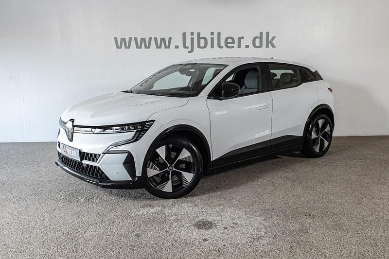 Hvid Brugt 2022 Renault Megane E-Tech Equilibre Hatchback | 149.800 kr. (Fair pris) - Billede 1/4