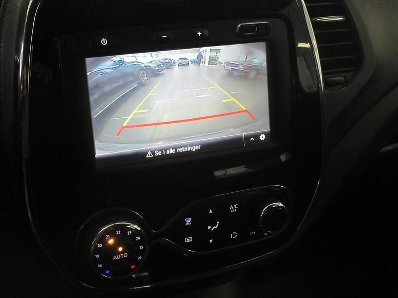 Brugt Renault Captur Dynamique 120 HK (88 kW) 2016 Grå metallak / sort tag SUV