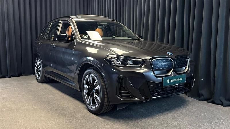 Spohisto grey Brugt 2022 BMW iX3 M Sport SUV | 379.900 kr. (Fair pris) - Billede 1/1