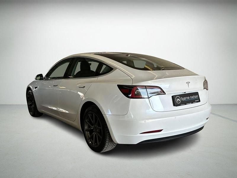 Brugt Tesla Model 3 Standard Range 239 kW (325 HK) 2020 Hvidmetal Sedan