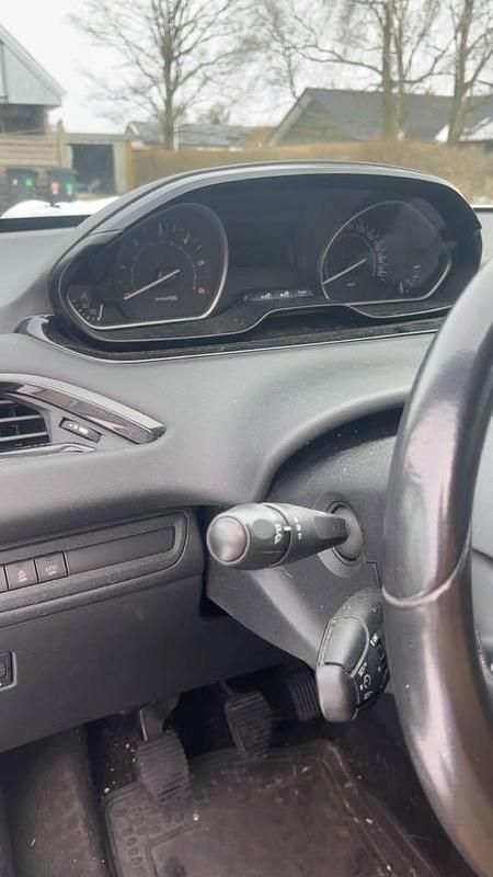 Brugt Peugeot 208 100 HK (73 kW) 2018 Grå Hatchback