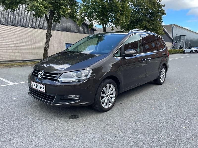 Brunmetal Brugt 2014 VW Sharan Highline MPV | 177.500 kr. - Billede 1/4