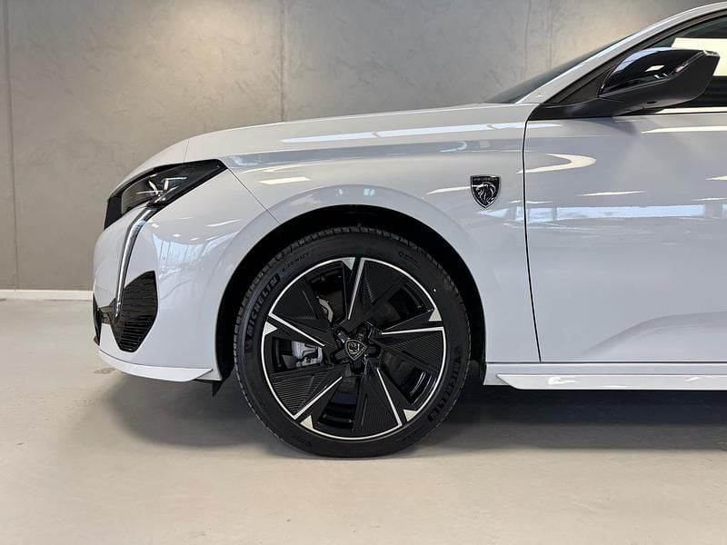 Brugt Peugeot e-308 114 kW (156 HK) 2023 Hvidmetallak Hatchback