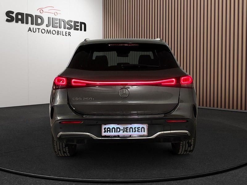 Brugt Mercedes EQA250+ AMG 139 kW (190 HK) 2023 Gråmetal SUV