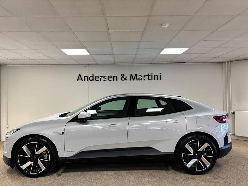 Ny Polestar 4 400 kW (544 HK) 2025 Magnesium SUV