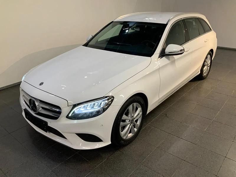 Hvid Brugt 2018 Mercedes C220 Avantgarde Stationcar | 229.900 kr. (God pris) - Billede 1/4