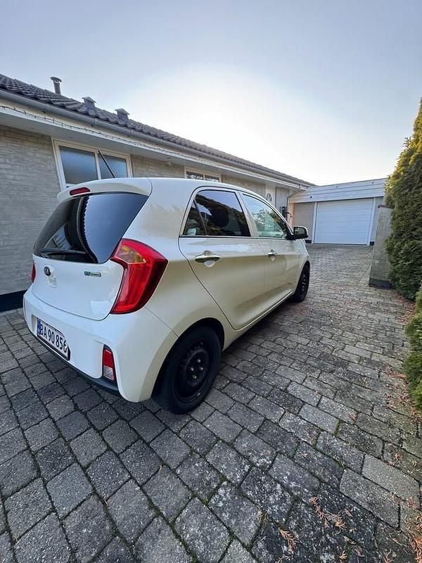 Brugt Kia Picanto Plus 66 HK (48 kW) 2016 Hvid Hatchback