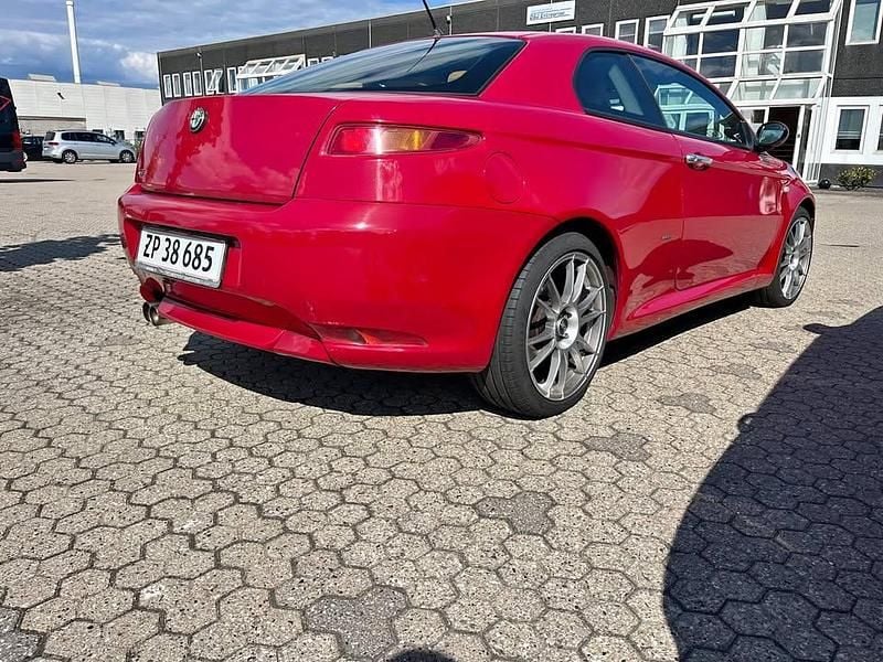 Brugt Alfa Romeo GT 240 HK (176 kW) 2005 Coupe