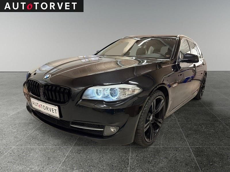 Sort Brugt 2012 BMW 520 Stationcar | 99.700 kr. (Super pris) - Billede 1/4
