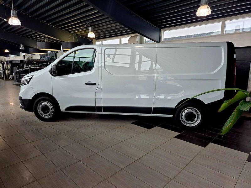 Ny Renault Trafic 150 HK (110 kW) 2025 Hvid MPV