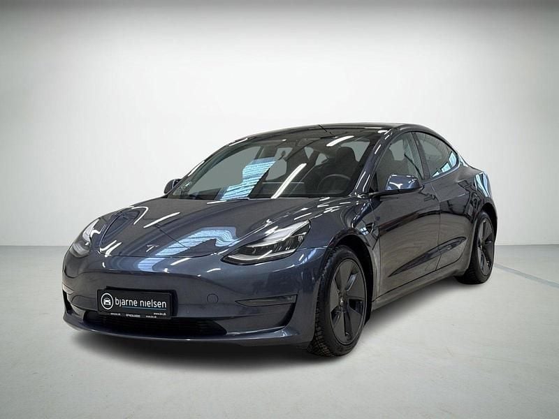 Gråmetal Brugt 2022 Tesla Model 3 RWD Sedan | 219.900 kr. (Fair pris) - Billede 1/4