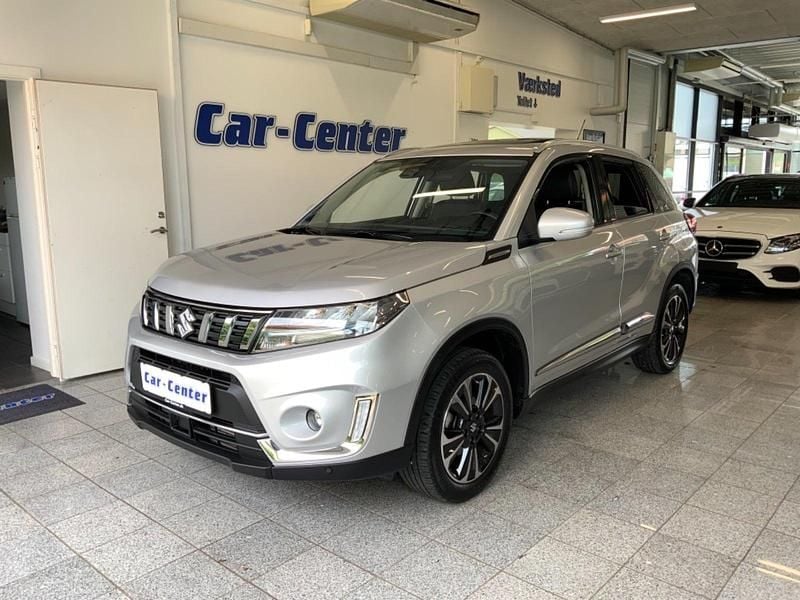 Sølvmetal Brugt 2023 Suzuki Vitara Adventure SUV | 229.900 kr. (Lidt for dyr) - Billede 1/4