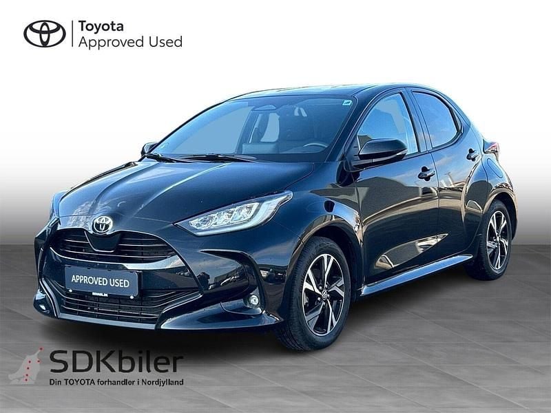 Brugt 2024 Toyota Yaris Hybrid Style Hatchback | 219.900 kr. (Fair pris) - Billede 1/3