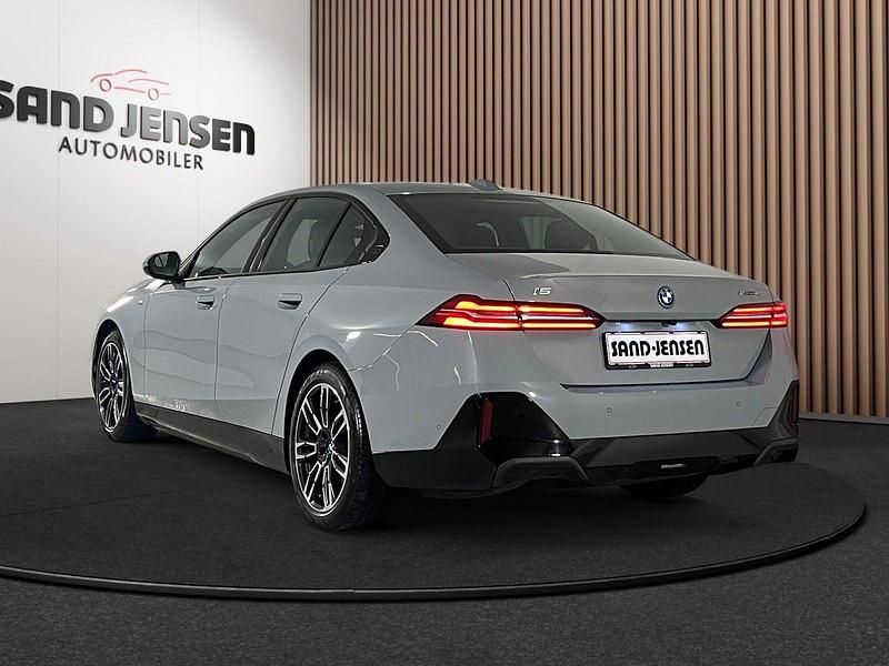 Brugt BMW i5 M Sport 250 kW (340 HK) 2024 Gråmetal Sedan