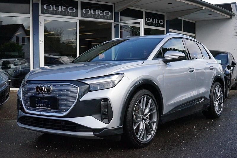 Sølvmetal Brugt 2024 Audi Q4 e-tron Advanced SUV | 329.900 kr. (Super pris) - Billede 1/4