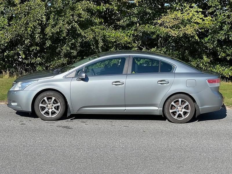 Brugt Toyota Avensis T2 147 HK (108 kW) 2010 Sedan