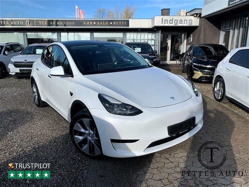 Perlemorshvid Brugt 2024 Tesla Model Y Long Range RWD SUV | 309.800 kr. (Dyr) - Billede 1/3