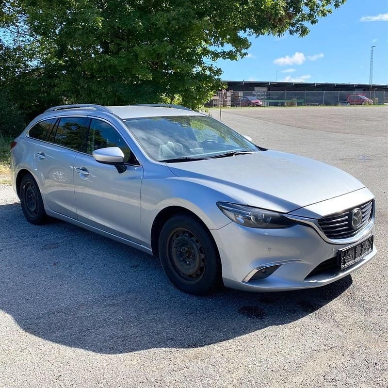 Sølvmetal Brugt 2015 Mazda 6 Optimum Stationcar | 35.000 kr. - Billede 1/4