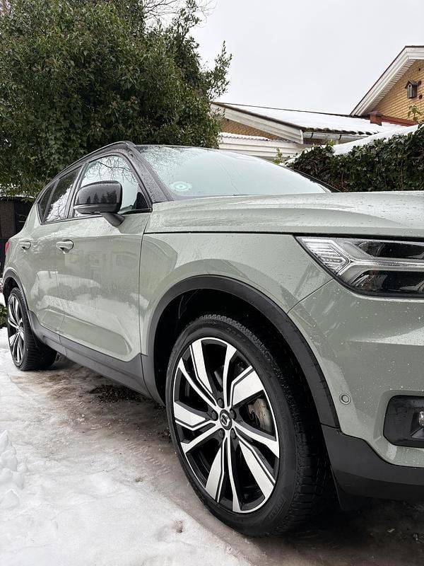 Brugt Volvo XC40 Pro 169 kW (231 HK) 2022 grøn metal SUV