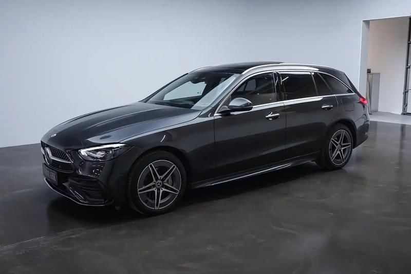 Gråmetal Brugt 2021 Mercedes C300e Stationcar | 459.900 kr. (Lidt for dyr) - Billede 1/3