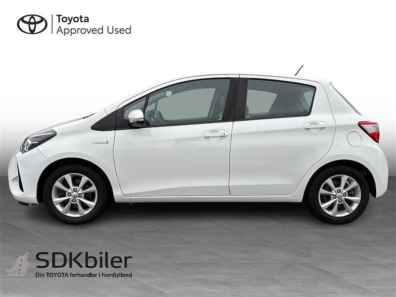 Brugt Toyota Yaris Hybrid H2 100 HK (73 kW) 2019 Hvid Hatchback