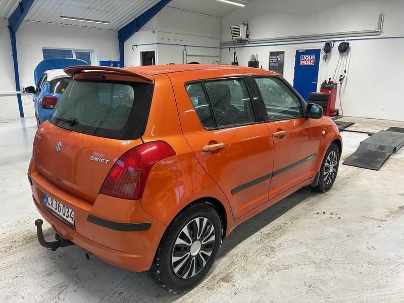Brugt Suzuki Swift 92 HK (67 kW) 2005 Hatchback