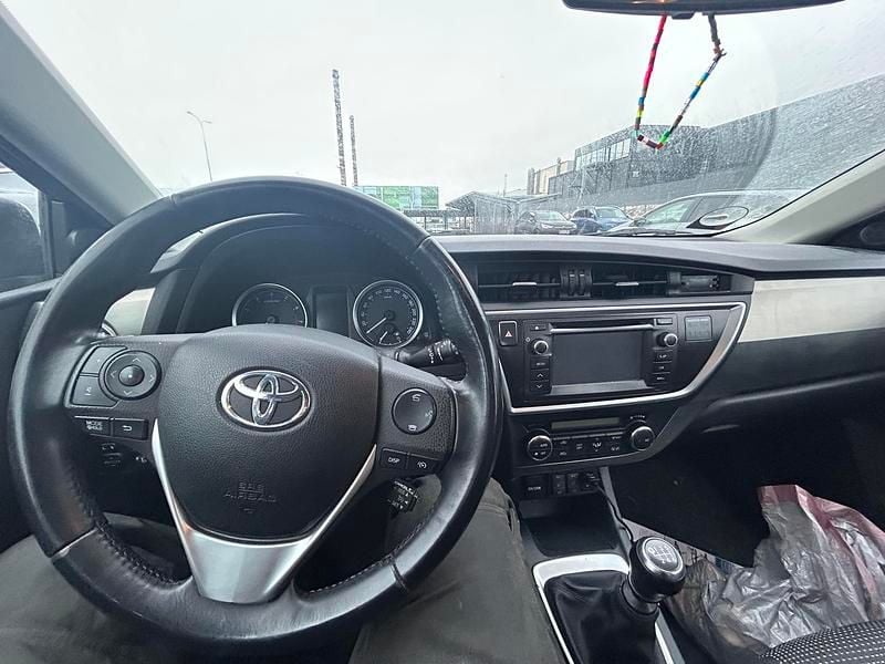 Brun Brugt 2013 Toyota Auris T2 Hatchback | 86.900 kr. (Fair pris) - Billede 1/8