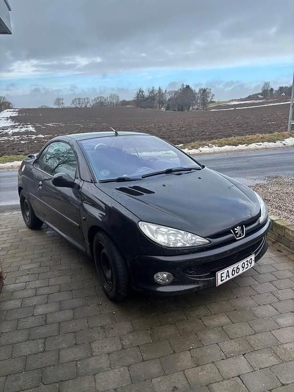 Brugt Peugeot 206 CC 160 HK (117 kW) 2005 Sort Cabriolet
