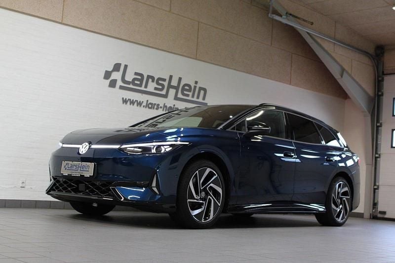 Mørkblåmetal Brugt 2025 VW ID.7 GTX Sedan | 469.800 kr. - Billede 1/4