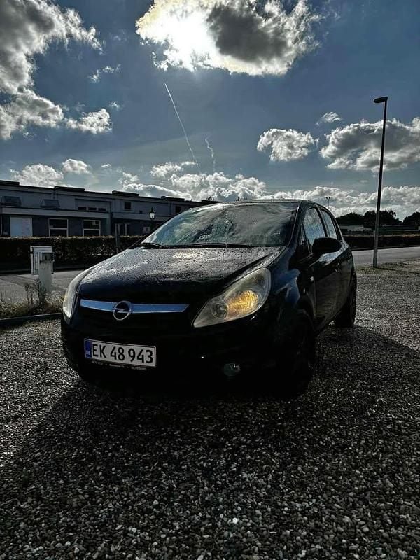 Brugt 2010 Opel Corsa Hatchback | 36.000 kr. (Lidt for dyr) - Billede 1/4