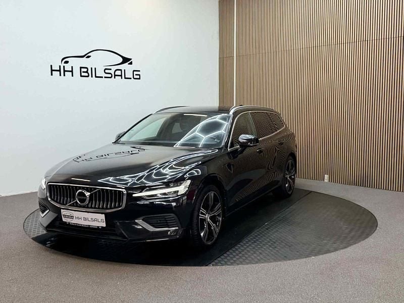 Sort Brugt 2021 Volvo V60 Inscription Stationcar | 324.700 kr. (Fair pris) - Billede 1/4