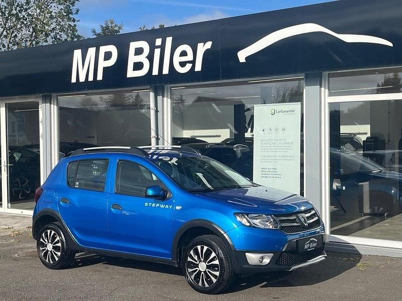 Brugt Dacia Sandero Prestige 90 HK (66 kW) 2015 Blåmetal Hatchback
