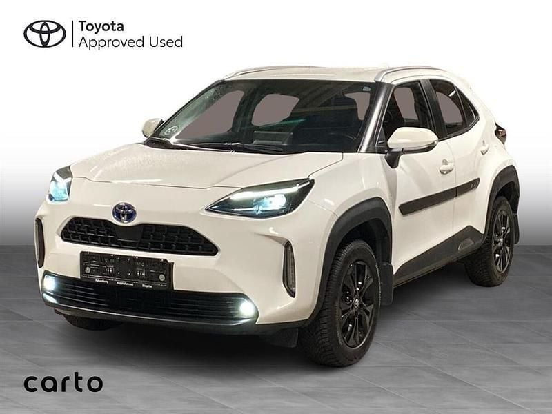 040 pure white Brugt 2022 Toyota Yaris Cross Active SUV | 234.380 kr. (Fair pris) - Billede 1/3