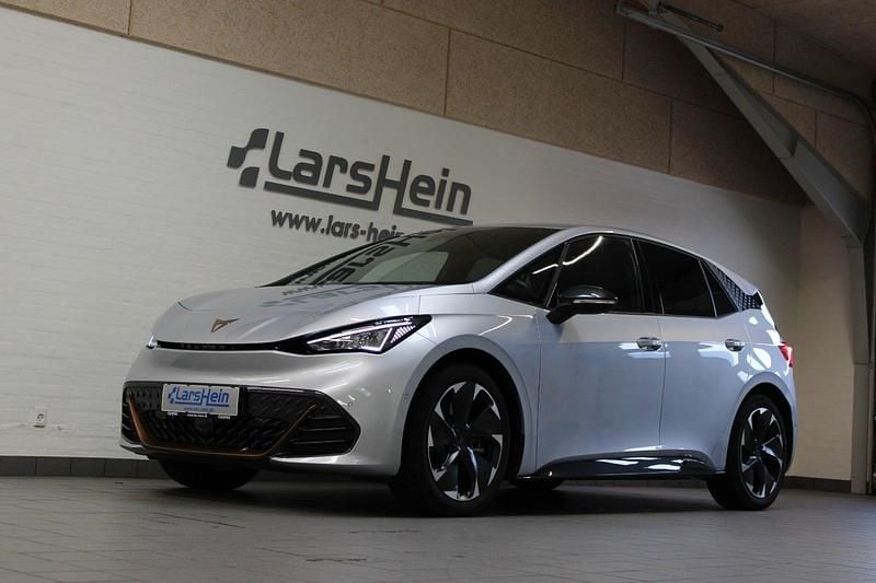 Brugt Cupra Born e-Boost 169 kW (231 HK) 2023 Sølvmetal Hatchback