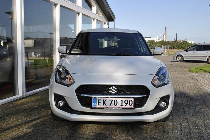 Brugt Suzuki Swift Exclusive 83 HK (61 kW) 2024 Pure white Hatchback