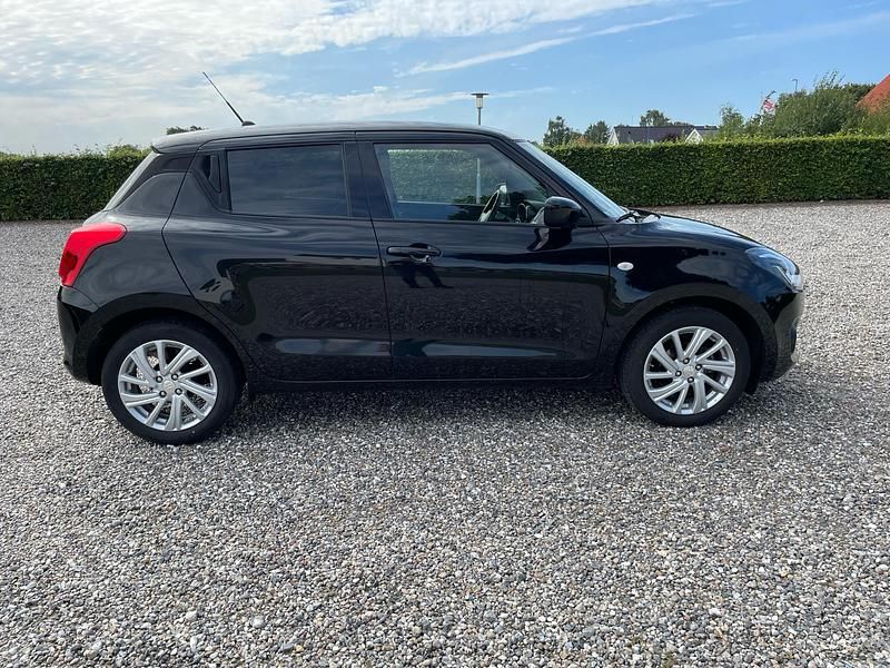Brugt Suzuki Swift Action 83 HK (61 kW) 2023 Sort Hatchback
