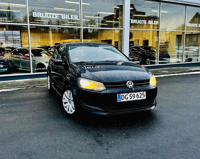 Sortmetal Brugt 2011 VW Polo Comfortline Hatchback | 50.000 kr. (Fair pris) - Billede 1/4