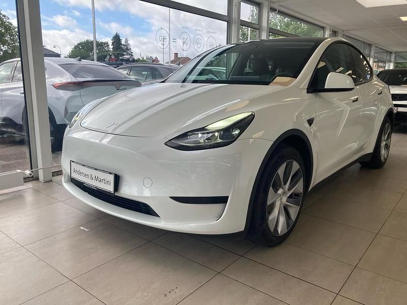 Hvid Brugt 2024 Tesla Model Y RWD SUV | 289.900 kr. (Fair pris) - Billede 1/4
