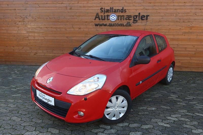 Rød Brugt 2011 Renault Clio III Authentique Hatchback | 20.000 kr. (Fair pris) - Billede 1/4