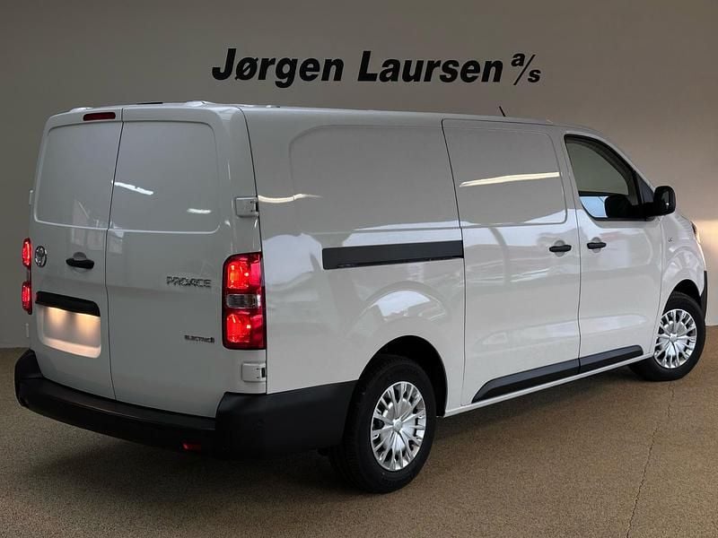 Ny Toyota Proace Comfort 100 kW (136 HK) 2025 Hvid MPV