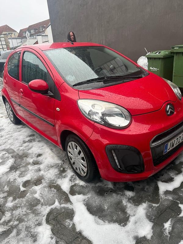 Brugt Citroën C1 Attraction 68 HK (50 kW) 2012 Rød Hatchback