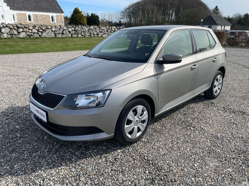 Grå Brugt 2017 Skoda Fabia Ambition Hatchback | 109.800 kr. (Fair pris) - Billede 1/4