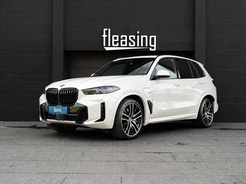 Hvid Brugt 2023 BMW X5 M Sport SUV | 7.703 kr. - Billede 1/4