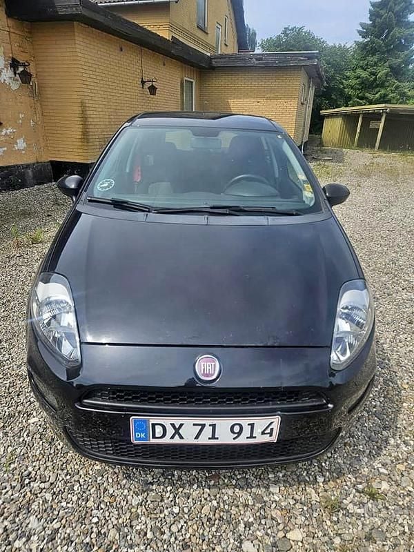 Sort Brugt 2014 Fiat Punto S MPV | 19.800 kr. - Billede 1/4